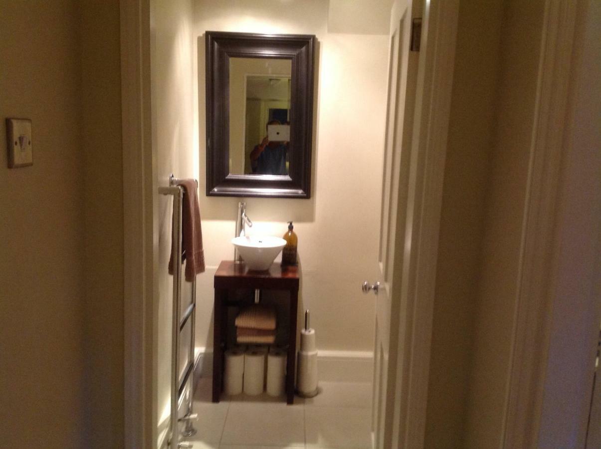 The Garden Flat Apartment ลอนดอน ภายนอก รูปภาพ